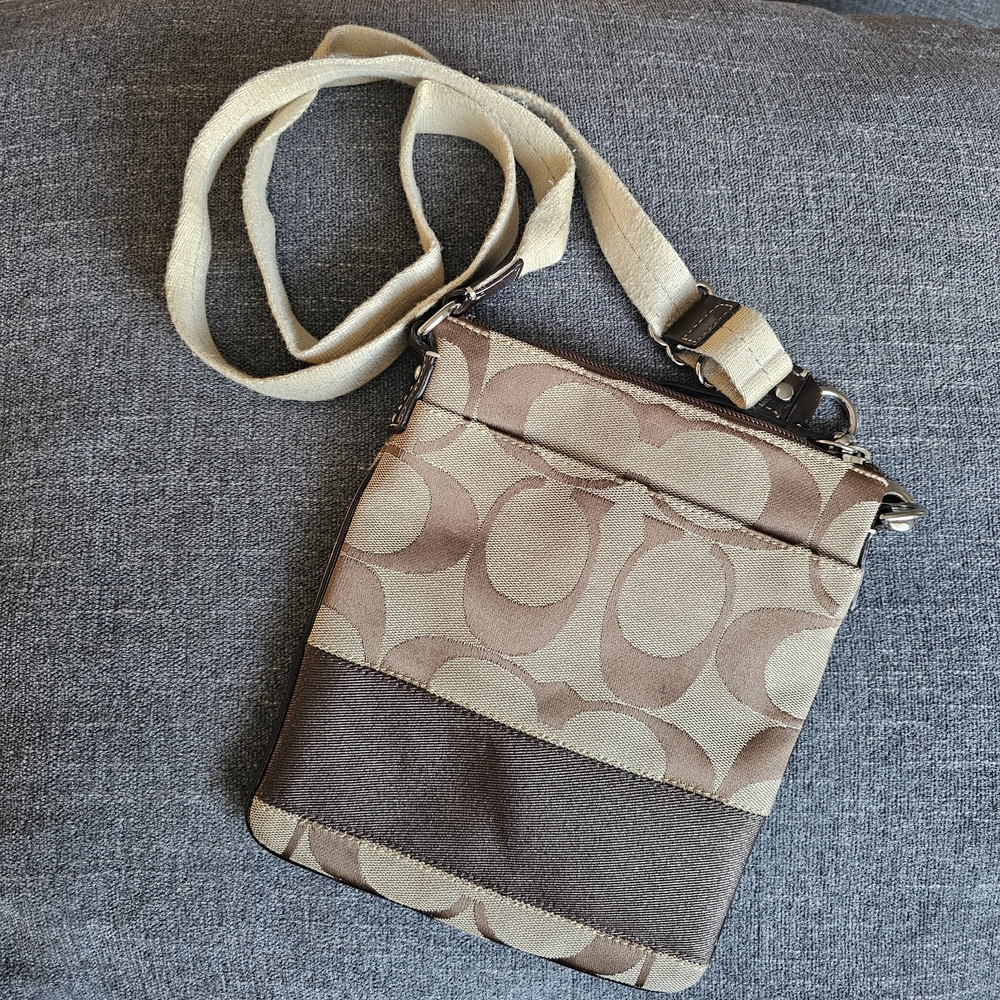Coach Signature Brown Crossbody Messenger Bag